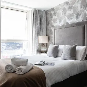 Luxury 5* Heart Of The City, Fabulous Views Belfast